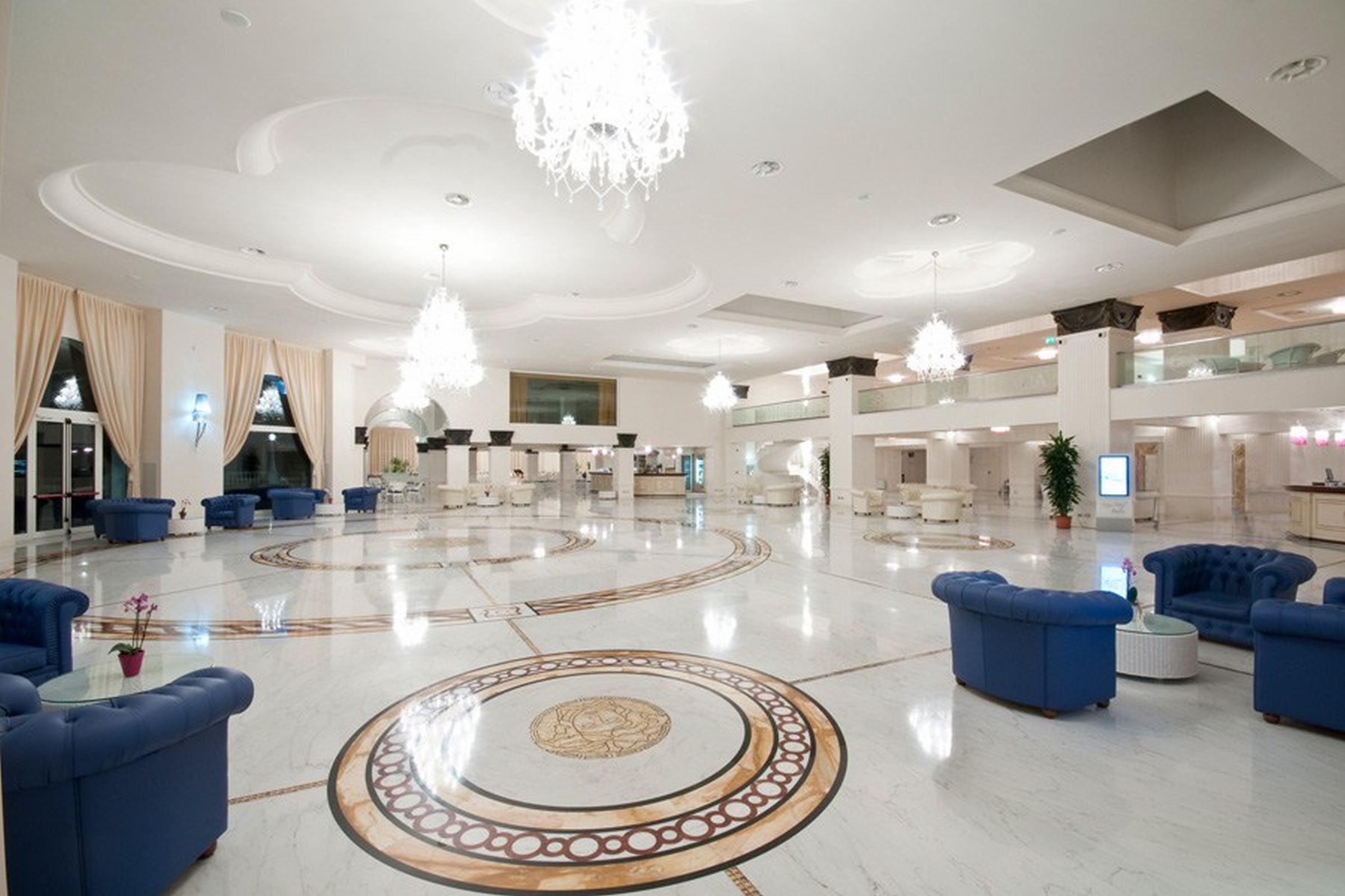 Grand Hotel Italia Cluj-Napoca Exterior photo Lobby