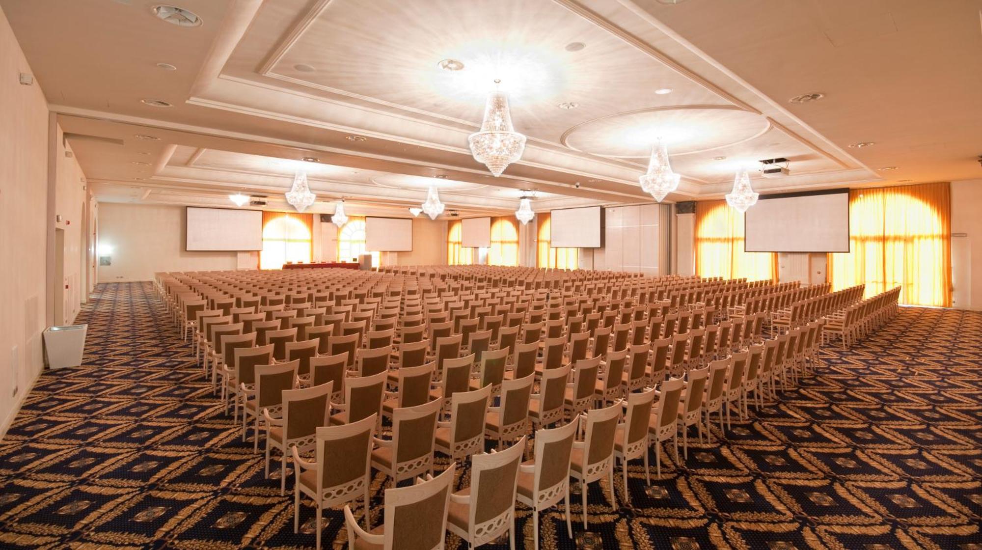 Grand Hotel Italia Cluj-Napoca Exterior photo The Grand Ballroom